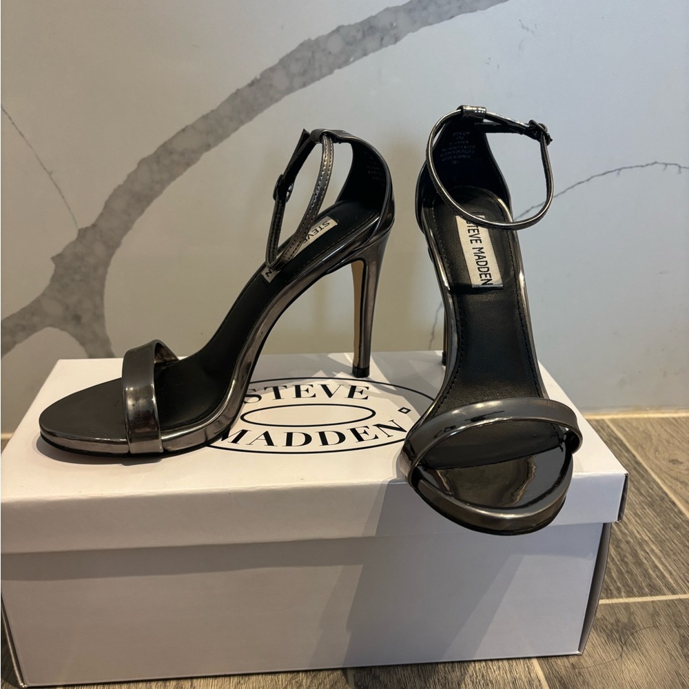Steve Madden Black Patent Leather Heels